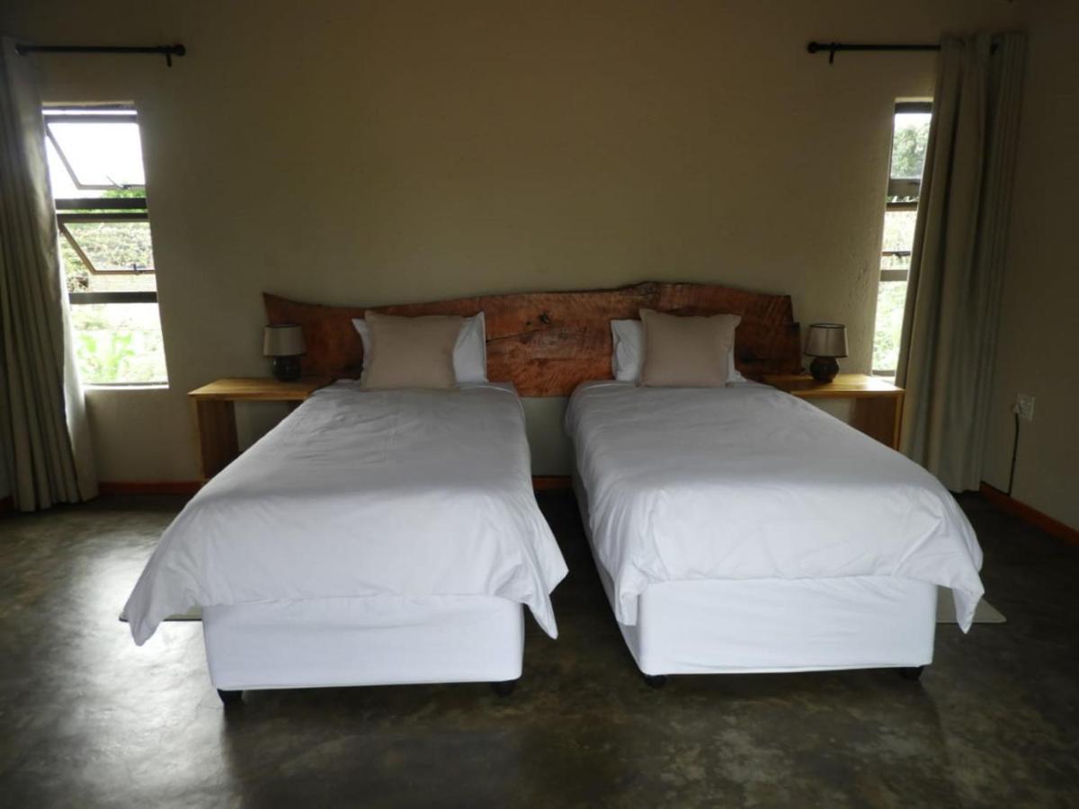 Bongan Safari Lodge Mbabat Exteriör bild