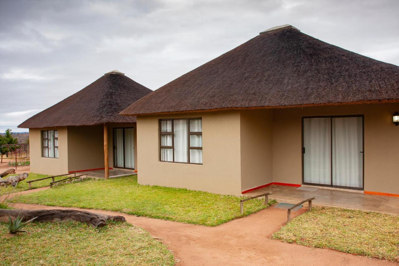 Bongan Safari Lodge Mbabat Exteriör bild